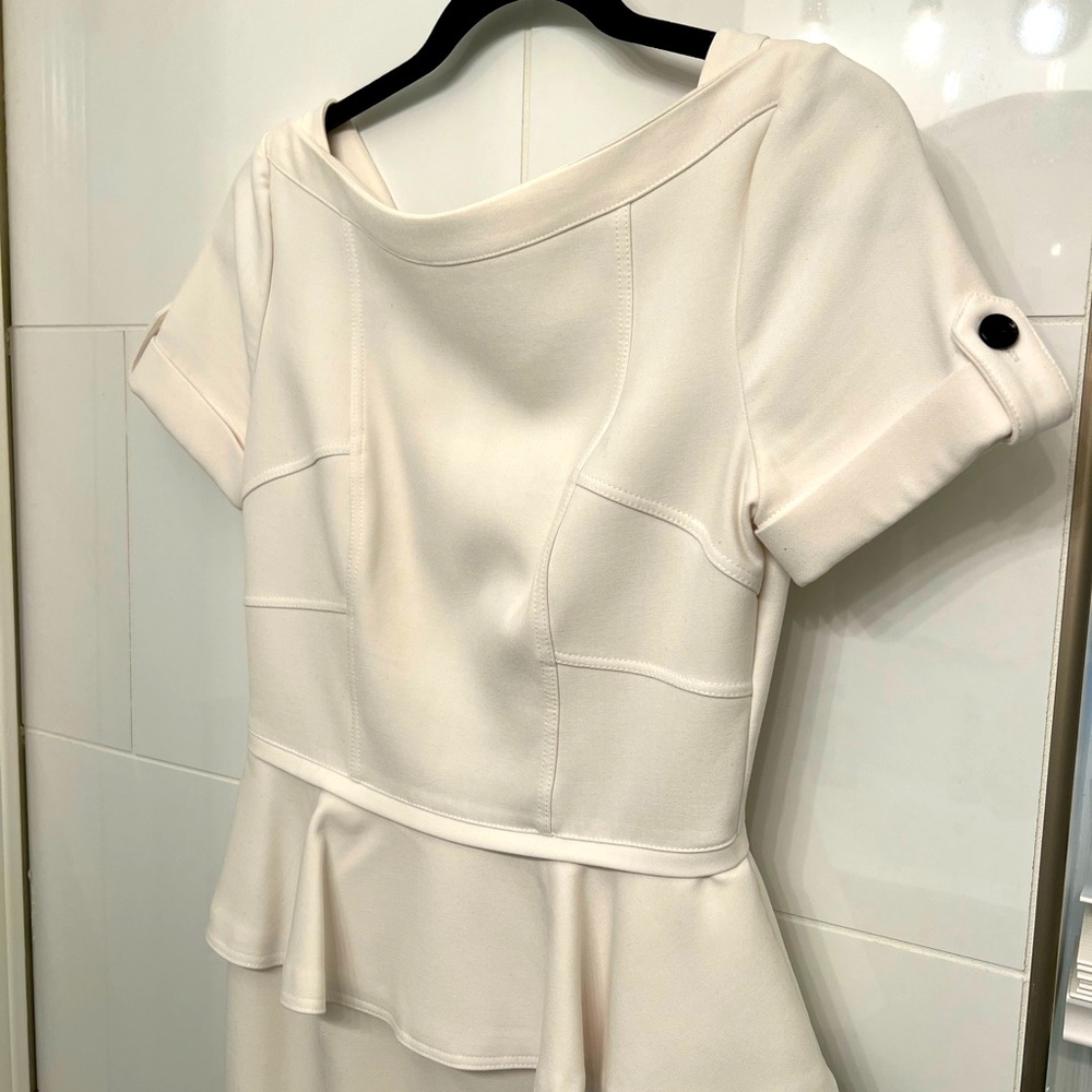 Burberry London Peplum dress size 2 - Picture 5 of 6